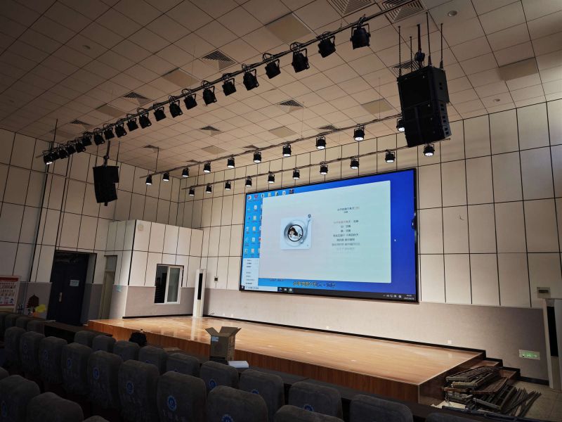 河南某小学报告厅S+音箱安装完成